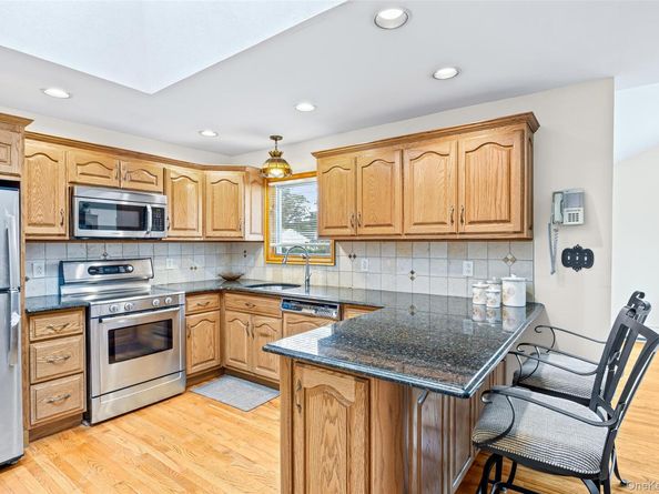 3 Louis Place, Nesconset NY 11767