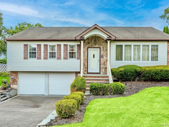 3 Louis Place, Nesconset NY 11767