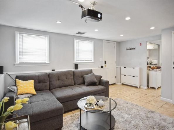 3515 Oceanside Road, Oceanside NY 11572