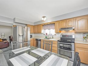 84 White Oak Street, Deer Park NY 11729