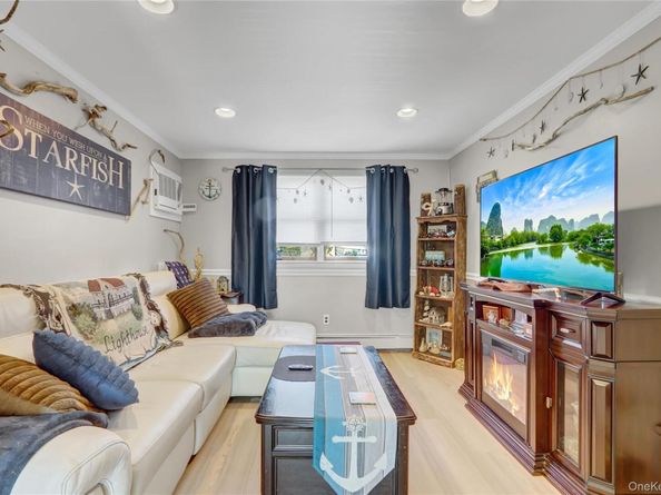 123 Cottage Boulevard, Hicksville NY 11801
