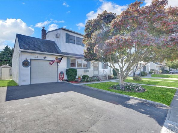 123 Cottage Boulevard, Hicksville NY 11801