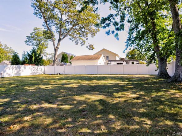 45 Reilly Street, West Islip NY 11795