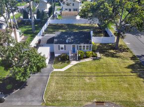 45 Reilly Street, West Islip NY 11795