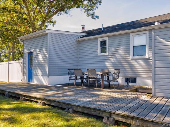 45 Reilly Street, West Islip NY 11795