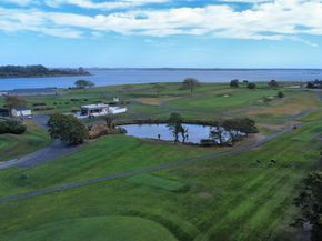 487 Links Drive E, Oceanside NY 11572
