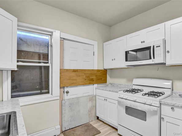 38 Marvin Street, Far Rockaway NY 11691