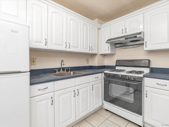134-54 Maple Avenue 6M, Flushing NY 11355