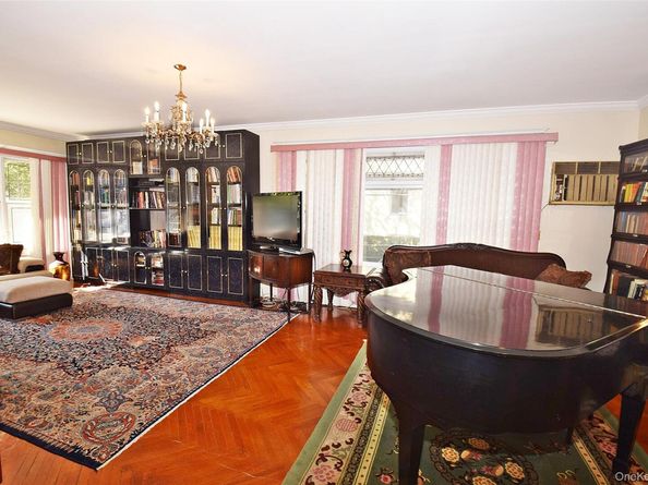83-28 Abingdon Road, Kew Gardens NY 11415
