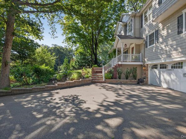 171 Dix Hills Road, Dix Hills NY 11746