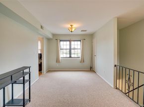 211 Mariners Way, Copiague NY 11726