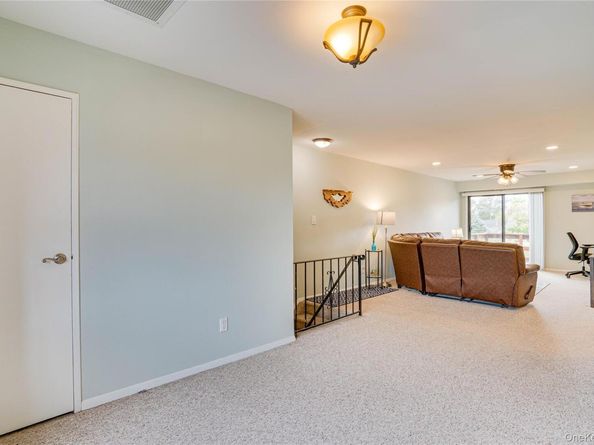 211 Mariners Way, Copiague NY 11726