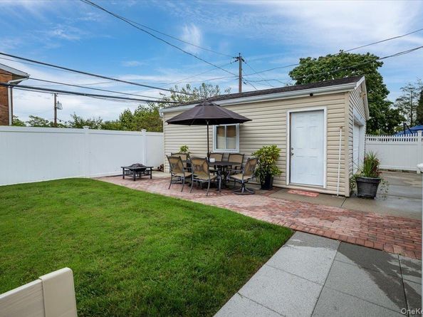 3199 Ilene Lane, Levittown NY 11756