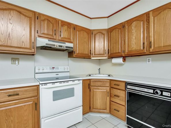 45 Shotgun Lane, Levittown NY 11756