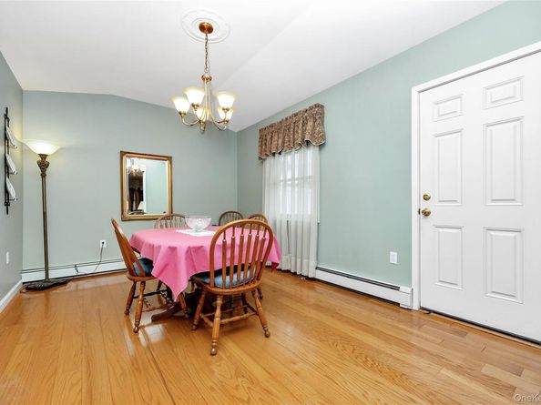45 Shotgun Lane, Levittown NY 11756