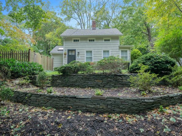 69 Hollow Road, Stony Brook NY 11790