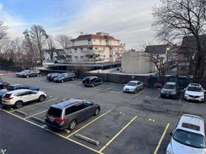 144-64 Sanford Avenue 11, Flushing NY 11355