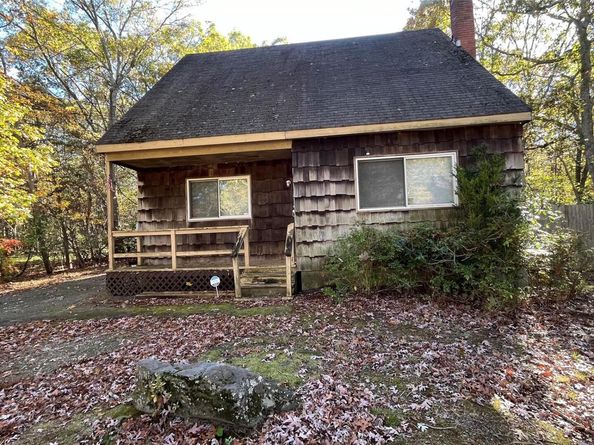 58 Norfleet Lane, Coram NY 11727