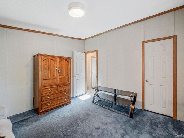3 Betsy Ross Drive, Bohemia NY 11716