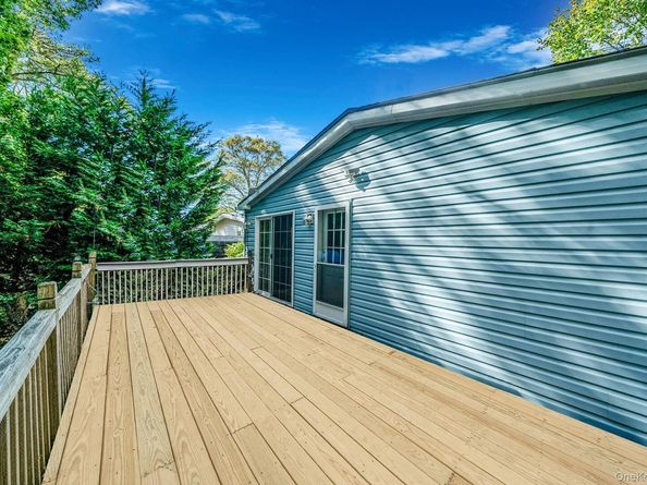 3 Betsy Ross Drive, Bohemia NY 11716