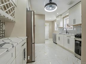 104-40 194th Street, Saint Albans NY 11412