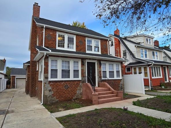 104-40 194th Street, Saint Albans NY 11412
