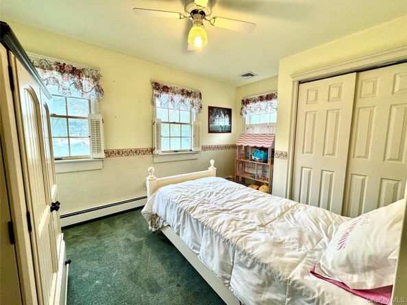 886 Sound Shore Road, Riverhead NY 11901