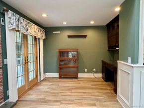 886 Sound Shore Road, Riverhead NY 11901