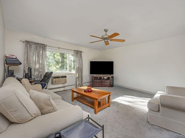 56 Richmond Boulevard 2B, Ronkonkoma NY 11779