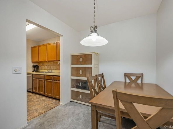 56 Richmond Boulevard 2B, Ronkonkoma NY 11779