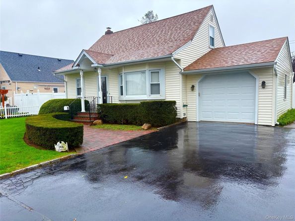 146 Cottage Boulevard, Hicksville NY 11801