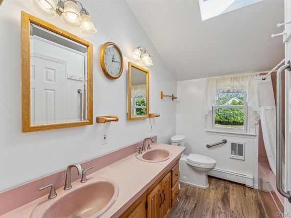 15 Cedar Street, Center Moriches NY 11934