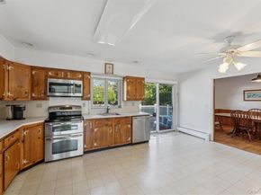 15 Cedar Street, Center Moriches NY 11934
