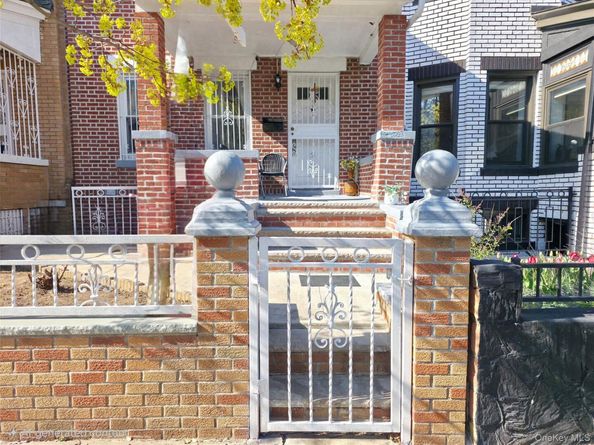 9 Adler Place, Brooklyn NY 11208