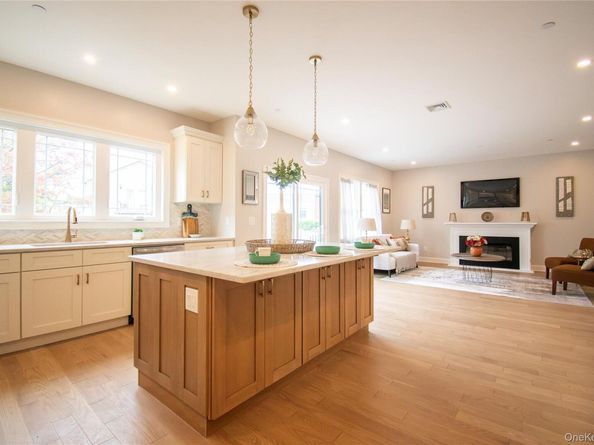 3004 Harbor Street, Baldwin Harbor NY 11510