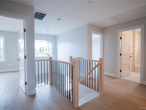 3004 Harbor Street, Baldwin Harbor NY 11510