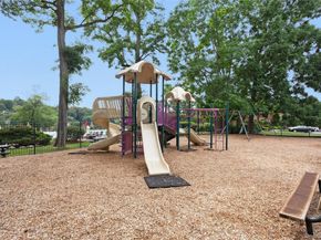 17 Cromwell Place B, Mohegan Lake NY 10547