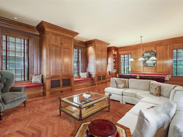8 Cooper Road, Scarsdale NY 10583