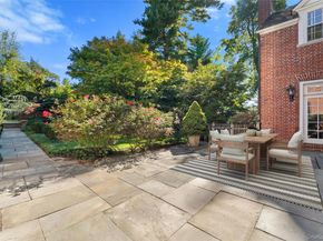 8 Cooper Road, Scarsdale NY 10583