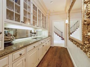 8 Cooper Road, Scarsdale NY 10583