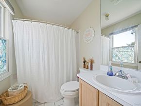 10 Sea Court Lane, Port Jefferson NY 11777