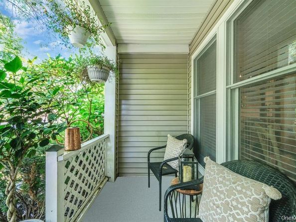 10 Sea Court Lane, Port Jefferson NY 11777