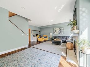 10 Sea Court Lane, Port Jefferson NY 11777