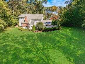 6 Buckingham Drive, Dix Hills NY 11746