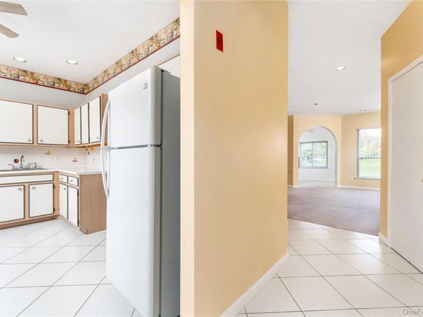 55 Eric Drive 55, Middle Island NY 11953