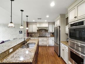 21 Macarthur Avenue, Plainview NY 11803