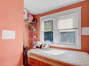 6 Walnut Place, Great Neck NY 11021