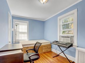 6 Walnut Place, Great Neck NY 11021