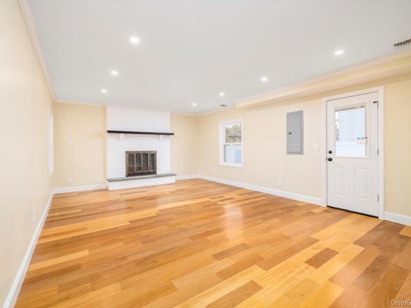 38 Heather Lane, Levittown NY 11756