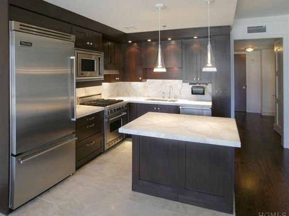 5 Renaissance Square 17C, White Plains NY 10601